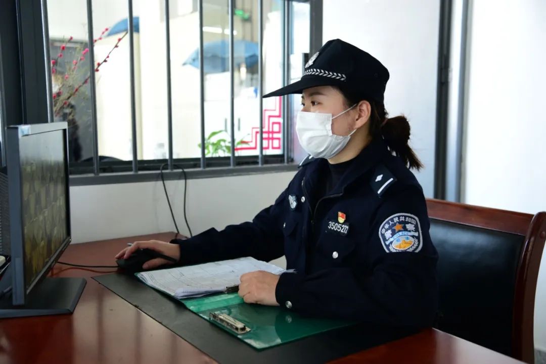 战疫里的力量,战疫前线他们用身躯筑牢防控防线