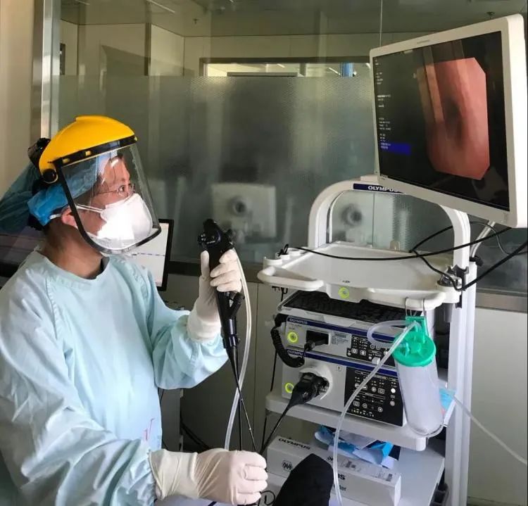 小儿高烧40咳嗽,小孩高烧39.5度又咳嗽厉害