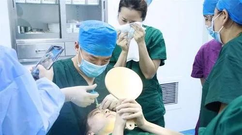 医生谈微整形的风险伤害,科普官说莫让微整形变危整形