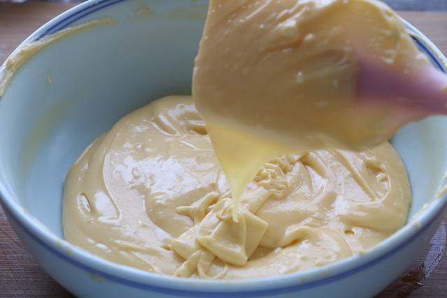 自制恐龙蛋做法,手工自制恐龙蛋里的恐龙