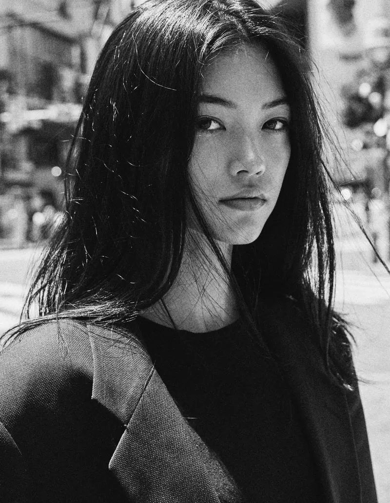 顶流模特亲测：「上镜终极*器武**，根本不靠颜值！」