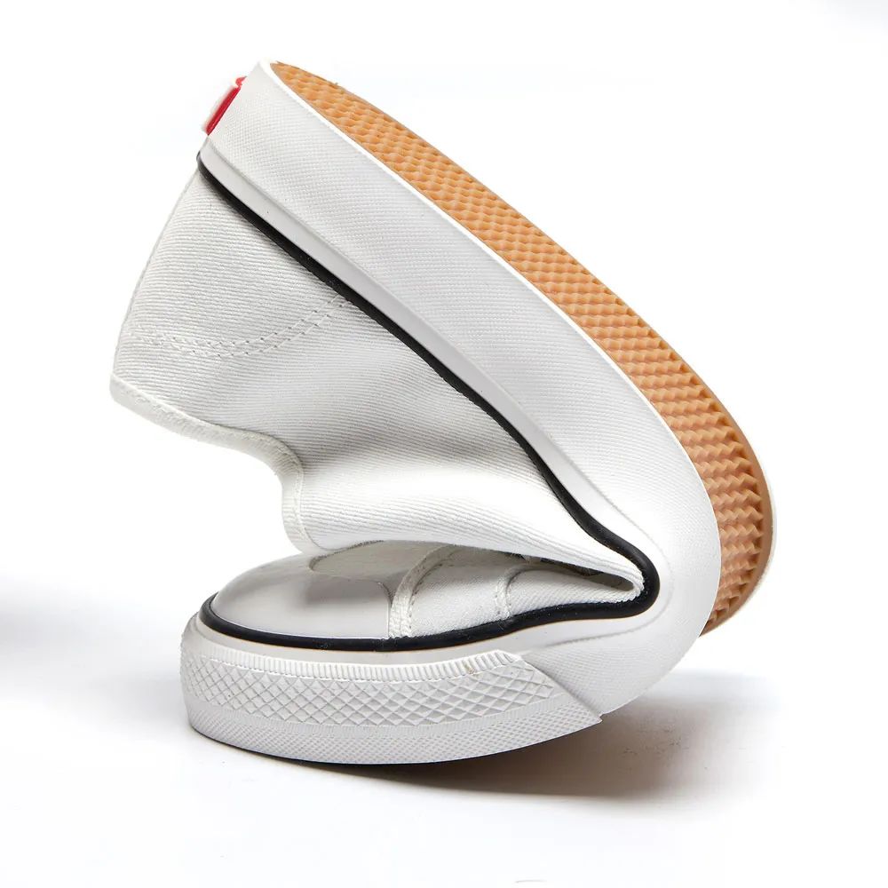 英国的小白鞋,帆布不系鞋带小白鞋