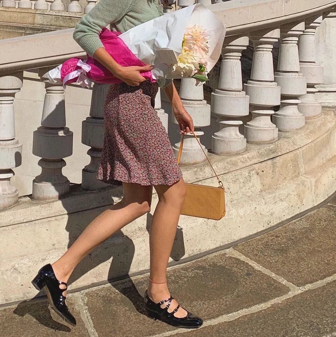 虽然拥有200双鞋，但我平时穿得最多的还是这双