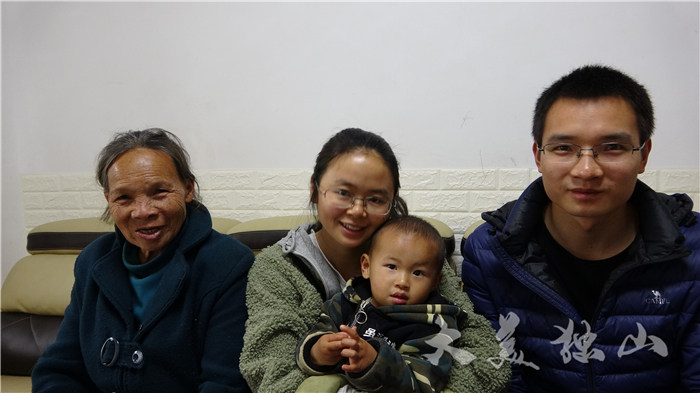 独山：小康路上的幸福“二人转”