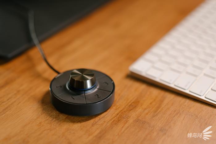 明基sw270c专业摄影显示器价格,明基SW270C专业调色显示器