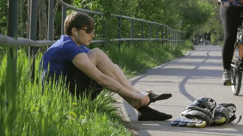 不易掉跟的船袜 (防掉后跟船袜)