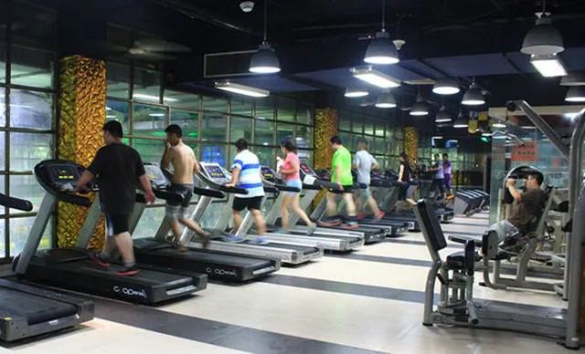 网传吉施达、菲尼斯会员可转到其他健身房？记者实地走访了解情况