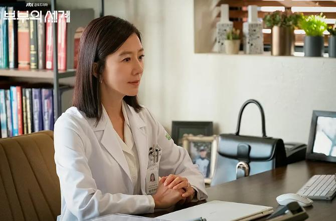 小三怀孕渣男抛弃小三,小三怀孕逼原配离婚