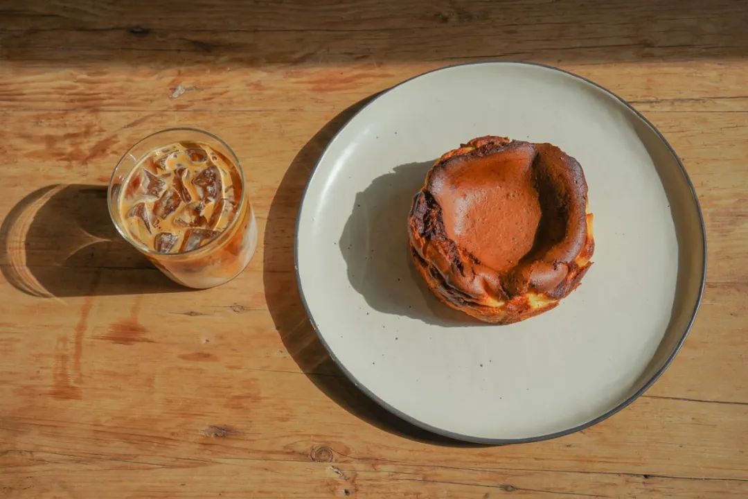 电饭锅芝士蛋糕最简单的做法,教你做现在超火的芝士蛋糕