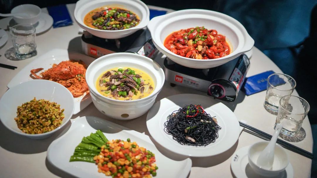 「补过新年第三弹」100张“新年福利“来告诉你，在长沙怎么讲究地吃一天