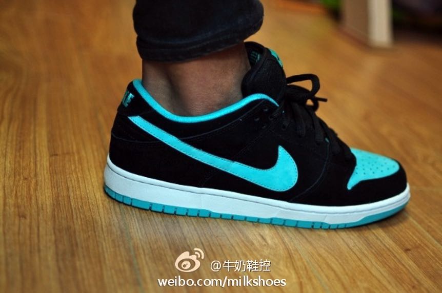 一万块钱的dunk,dunk买大半码还是买刚刚好