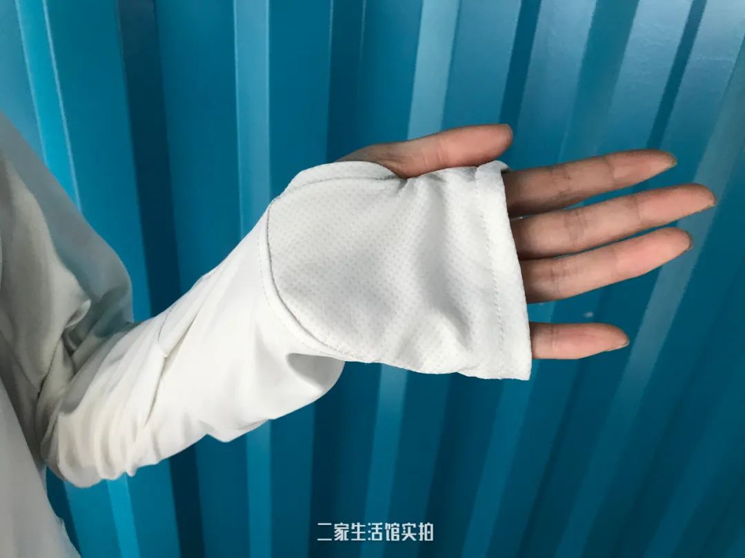 我要疯了!这件丑衣服,一穿就脱不下来