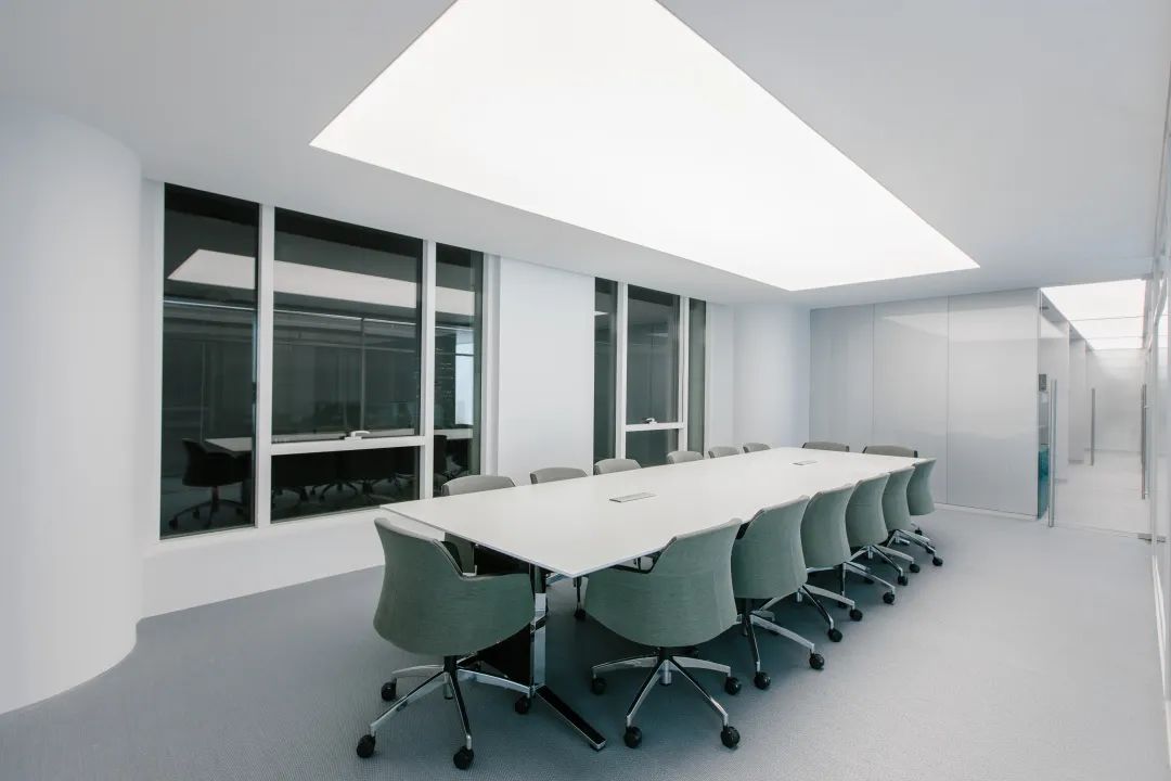 去朋友公司上班会有什么体验,去朋友公司带东西