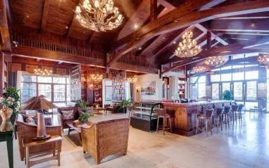 松鼠窝客栈长白山,松鼠专用窝保暖木屋