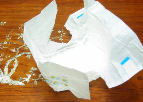 纸尿裤质量差的表现,不合格纸尿裤央视曝光