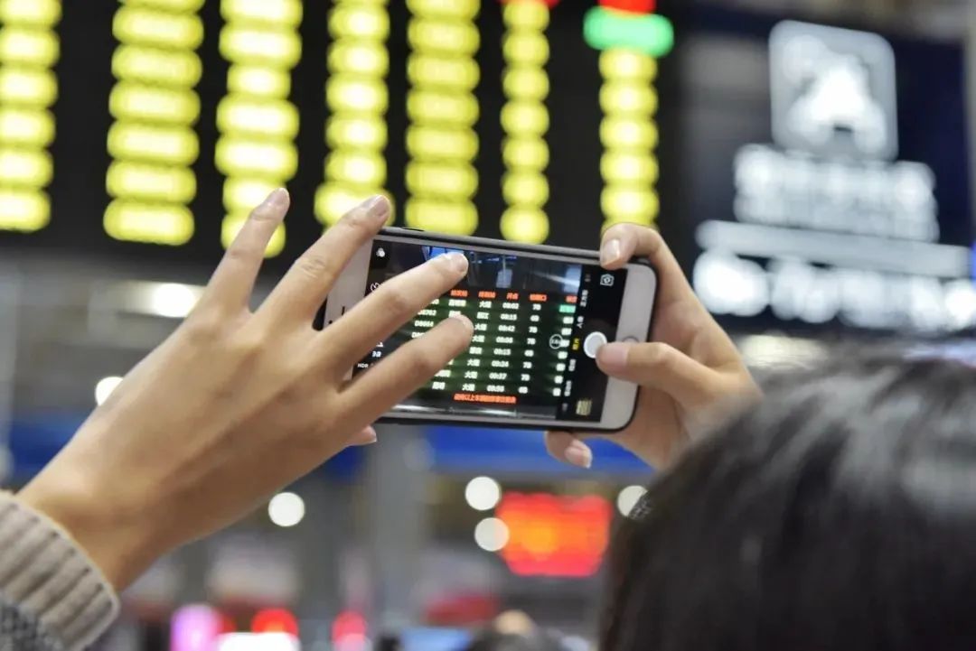 高铁纸质车票什么时候取消的,高铁电子客票需要换纸质票吗