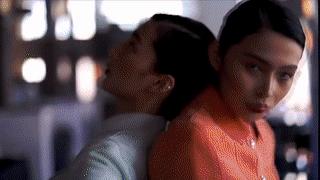 四国混血美女撞脸奥黛丽赫本,马来西亚网红双胞胎姐妹