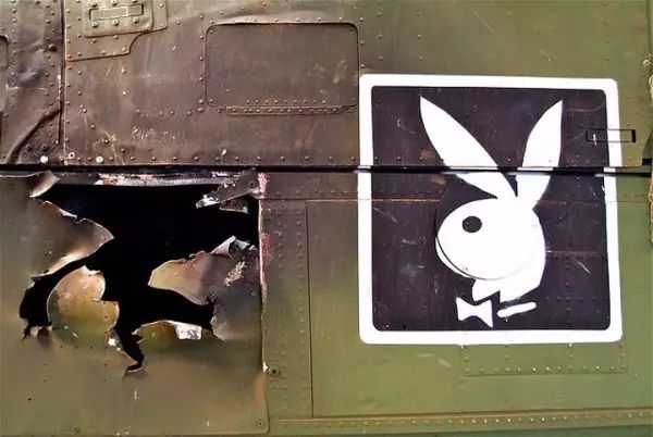 靠越战声名鹊起的色情杂志：花花公子杂志为什么对美军如此重要？