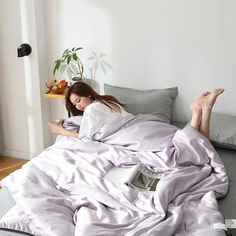 桑蚕丝夏凉被薄款,桑蚕丝被是否冬暖夏凉