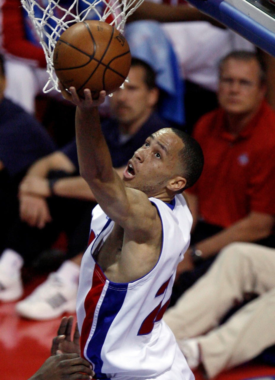 B/R根据生涯表现重排02年新秀：小斯状元姚明榜眼