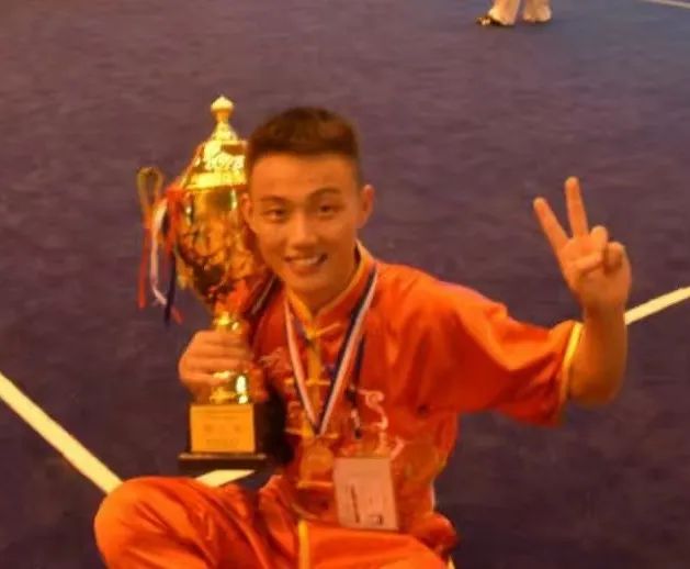 有一种幸福叫:另一半是老师丨浏阳未婚青年教师云有约来了！（第一季）