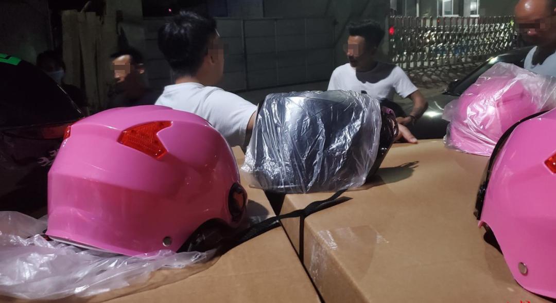 卖头盔赚100万,卖头盔一天赚1800万