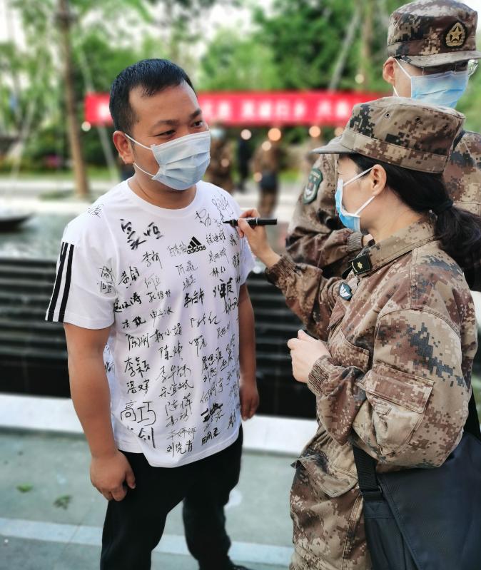 76天的谎言，一双40码运动鞋……看武汉公交青年的战疫故事