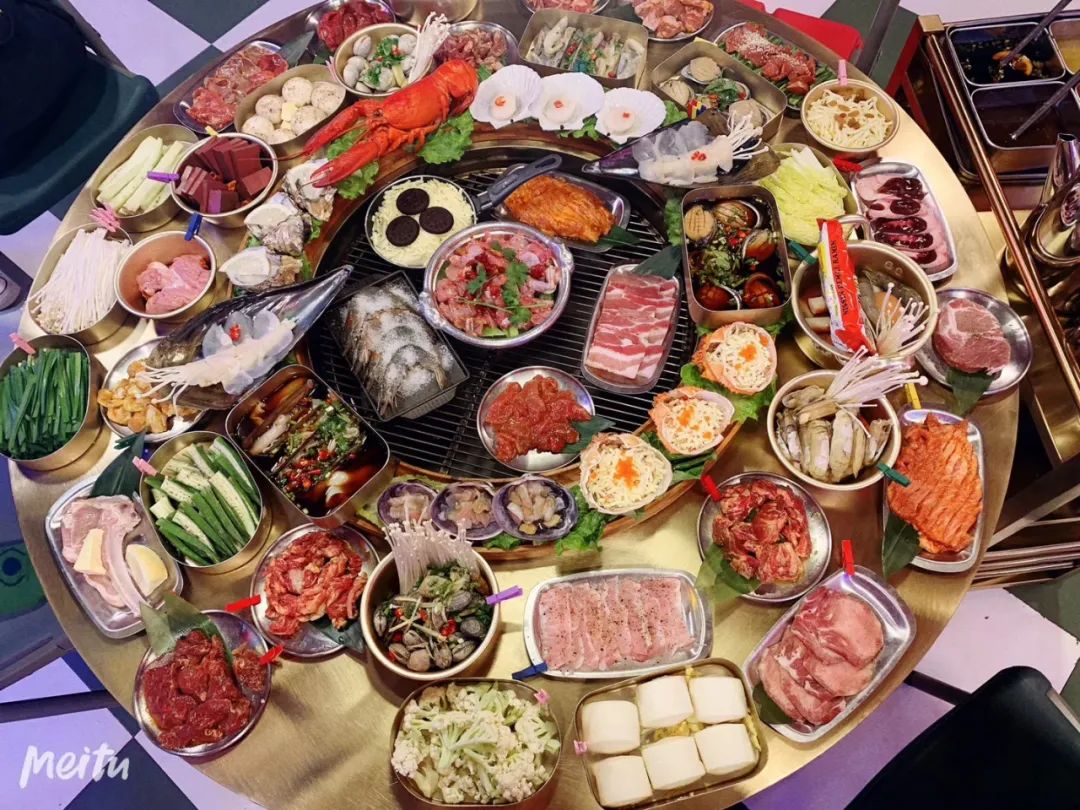 36000方!杭州城西这家社区mall,80%是烟火气小馆!100块吃8个经典老菜,还有思聪打卡店