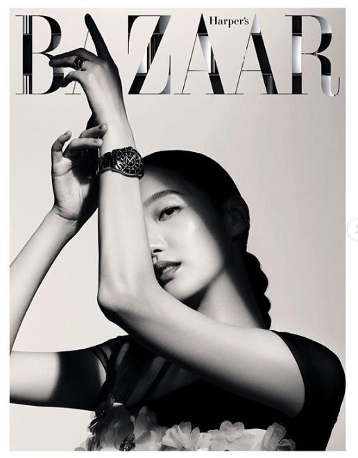 曾因长相被骂到注销账号，这位韩国单眼皮女孩颠覆了我们的审美....