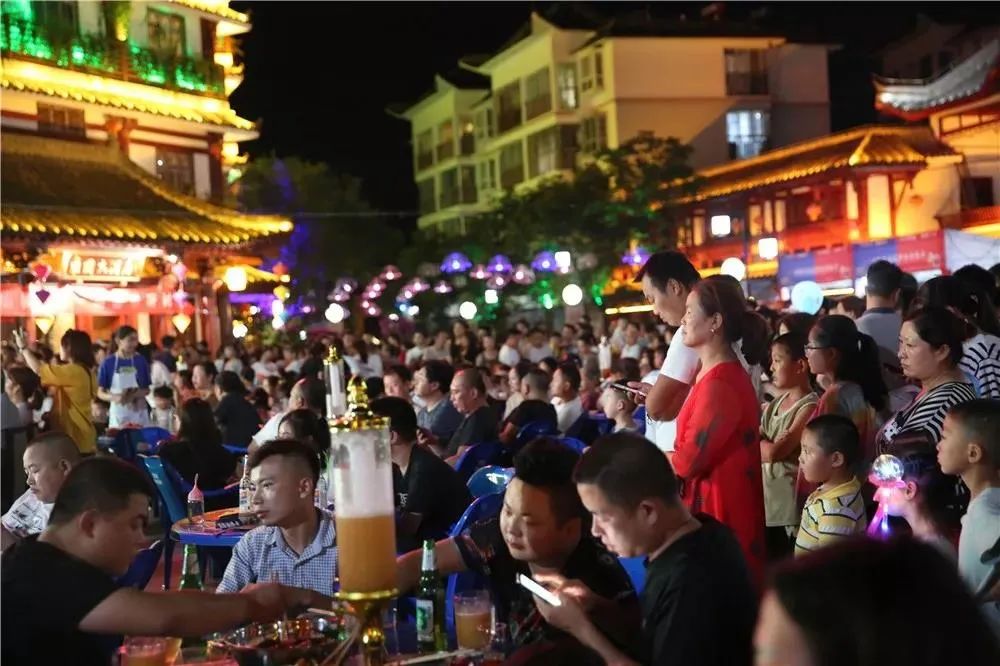 啤酒龙虾节汉中铺镇,褒国古镇啤酒龙虾节直播