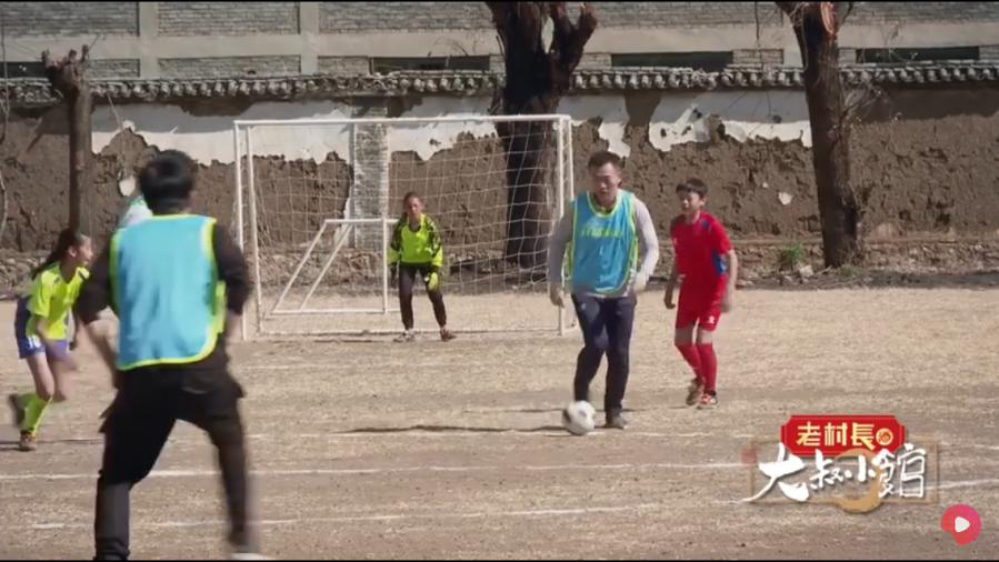 热爱体育是给孩子的最好的礼物,体育带给孩子的是一种精神