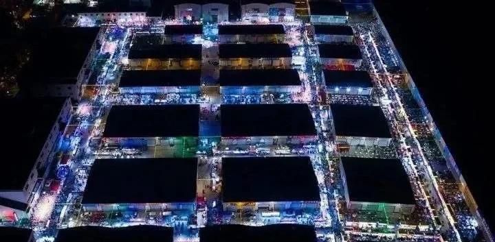 一夜之间都要去摆摊儿！已有网友晒出进货清单、地摊照，还有秘籍