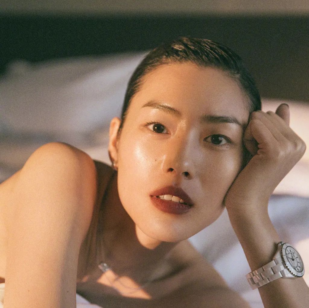 变双眼皮半个月后回到单眼皮,双眼皮怎么临时变成单眼皮