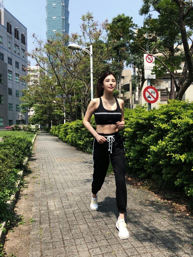 台湾第一名媛怎么被拉下神坛,台湾第一名媛女孩