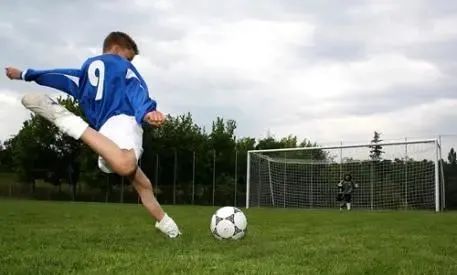 快来吧，孩子们在这找到了快乐