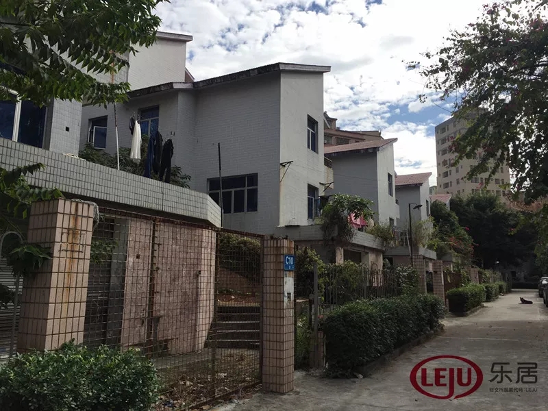 实探楼盘工程进度,实探现房改善楼盘