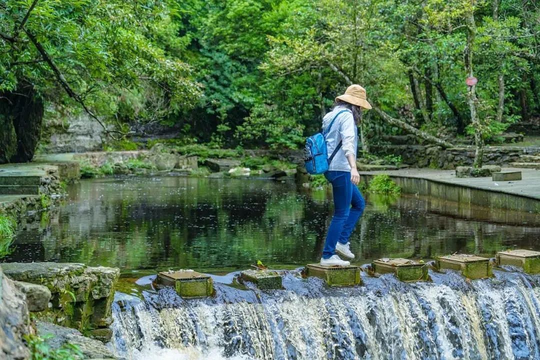 南宁附近最适合游泳避暑的地方,南宁夏天有哪些避暑的地方