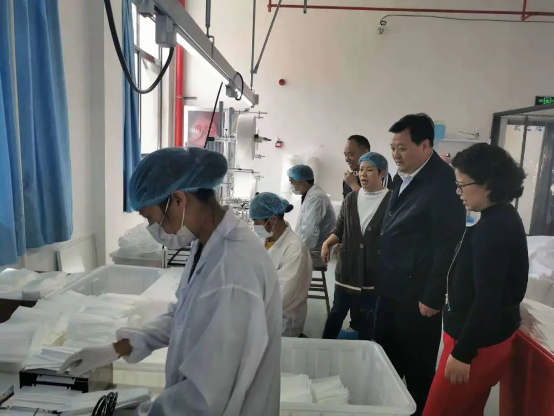 法制日报三条推送,法制日报头版头条海口