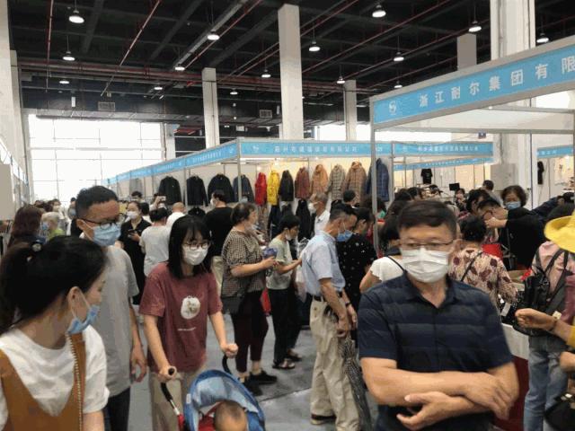 今天！嘉兴人都往这儿赶！羊毛衫100元3件、空调被20元、童装秒杀