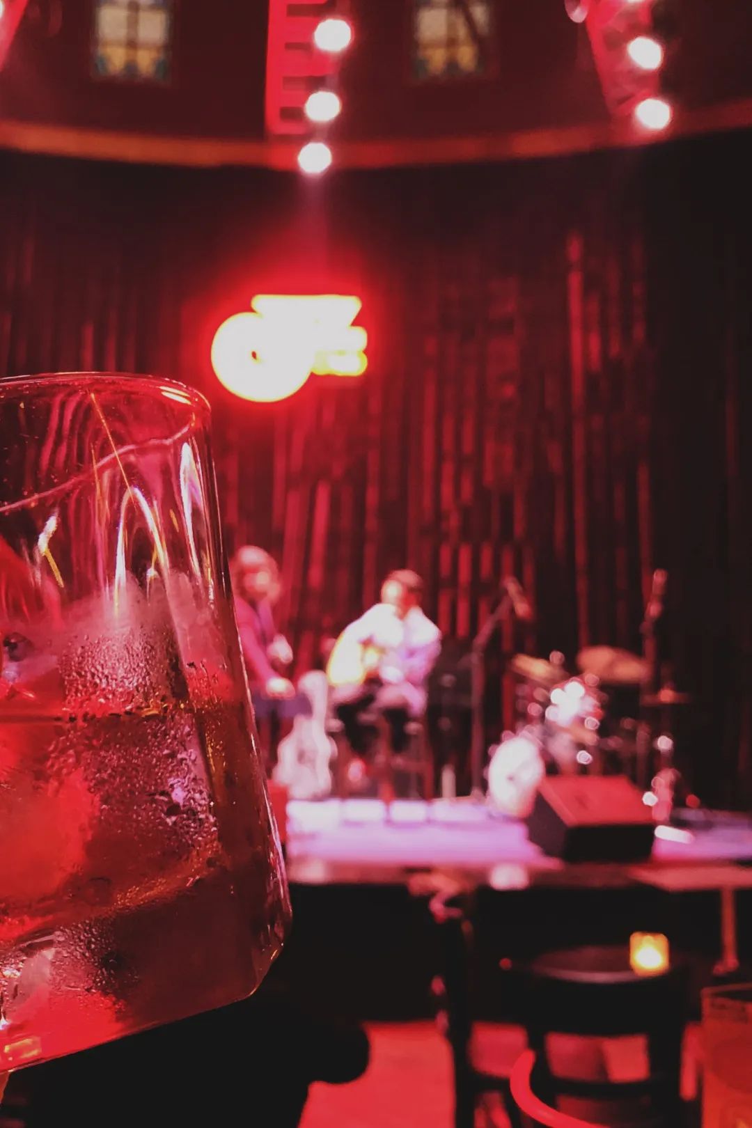 广州夜晚酒吧,在广州陪你度过漫长的夜