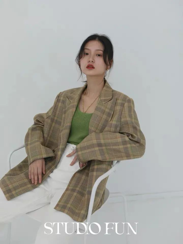 讲时尚穿搭,讲穿搭轻奢