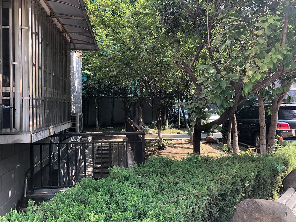 惊！南京三线“草小”成功逆袭，业主膨胀却不被认可，真相...