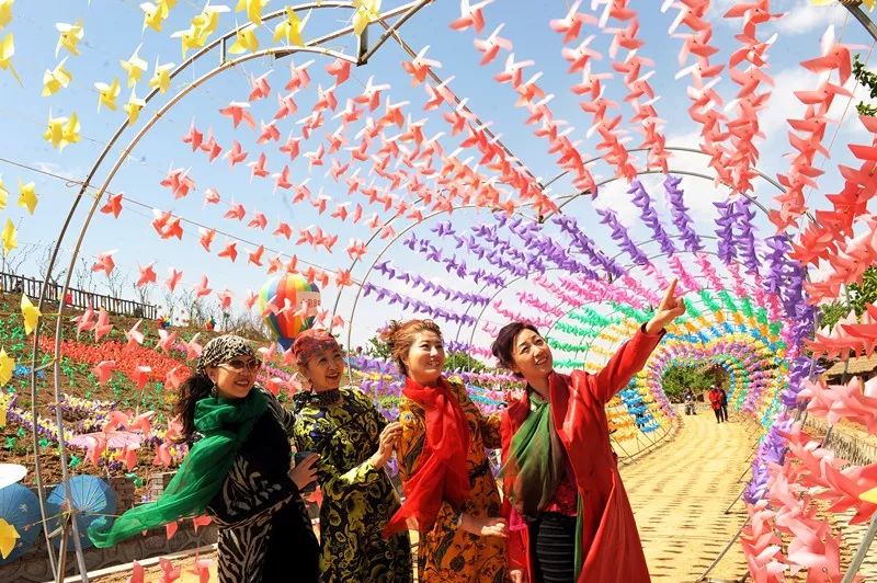 攻坚克难共谋发展,奋力实现辽宁全面振兴