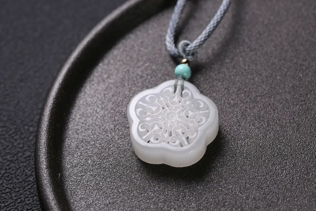 新疆和田为什么买不到真东西,在新疆能买到正宗和田玉吗