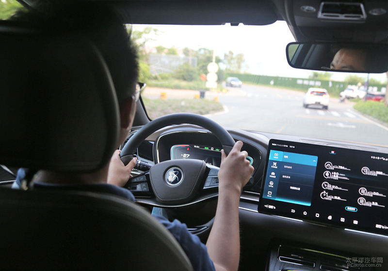 不要轻易去挑衅试驾体验比亚迪汉DM尊贵型