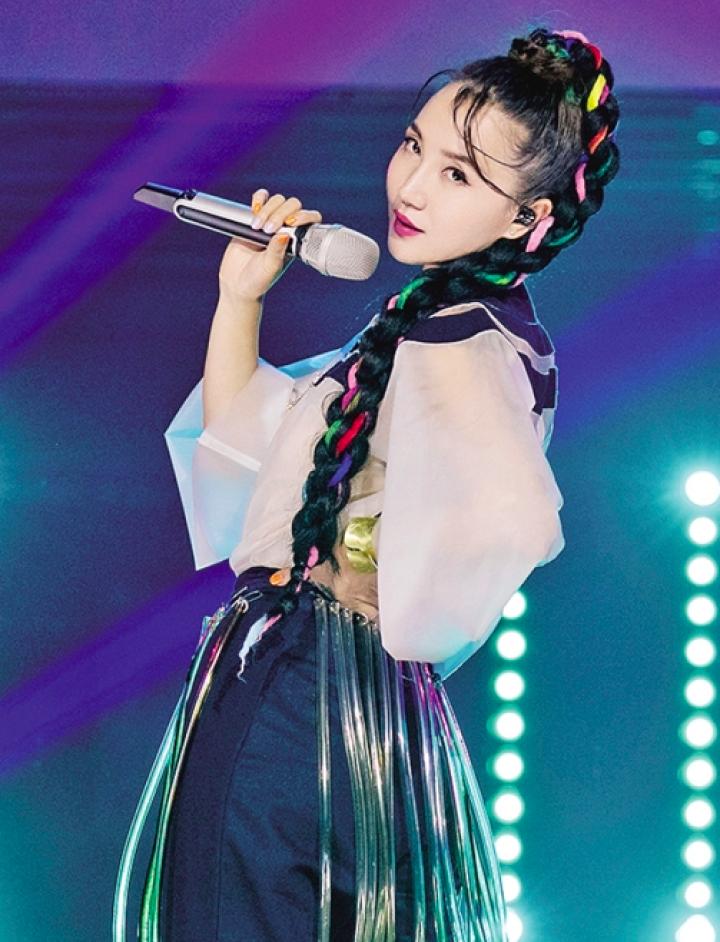 坦言曾因年龄而焦虑阿朵：我们是会变老，但不会变丑