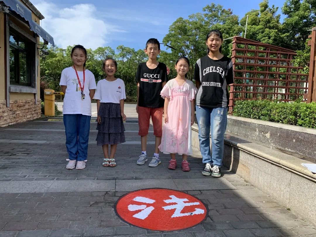 青少年暑假法制教育新闻报道,法制教育宣传周活动画画