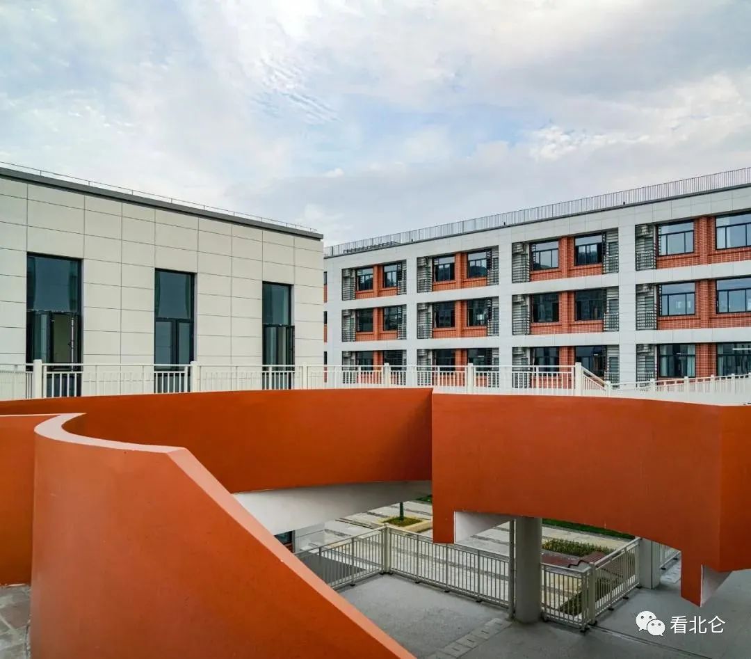 北仑区有多少所学校,北仑公办学校有几所