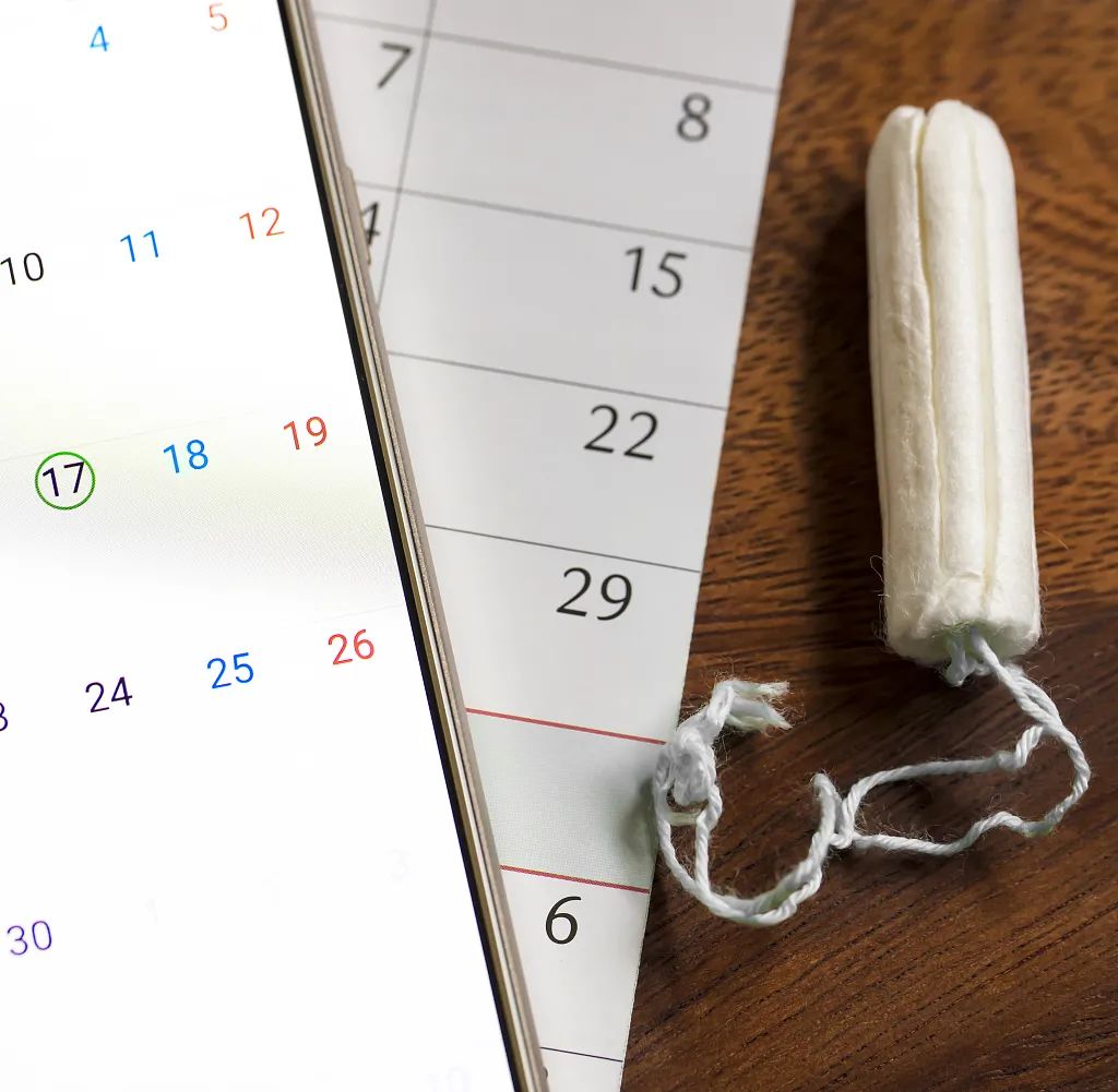 中国卫生巾的40年背后，藏着一段女性失语的历史