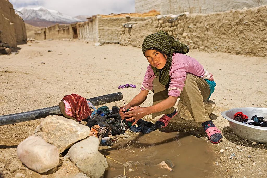 中国卫生巾的40年背后，藏着一段女性失语的历史